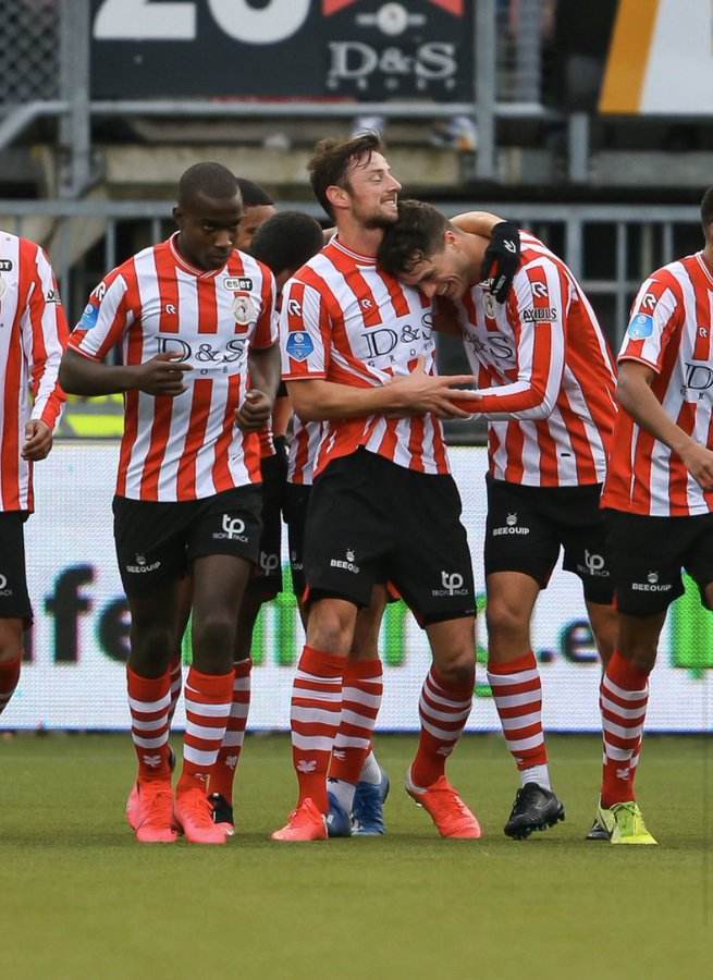 关键时刻发 关键时刻发